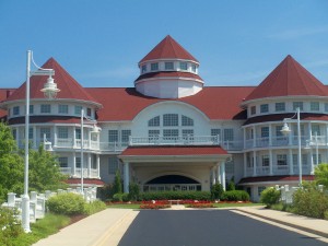 Sheboygan’s Blue Harbor Resort – “Shines”