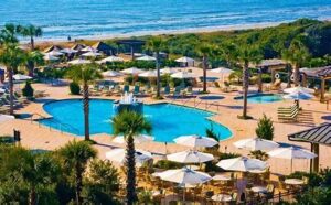 Great pool and Atlantic Ocean