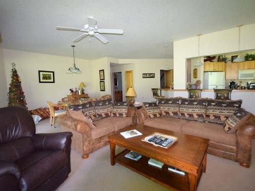 Golfside Condo at Cedar River