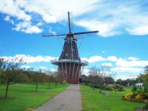 DeZwann Windmill Island Gardens