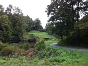 Cummings Cove Golf Clob unique par-3