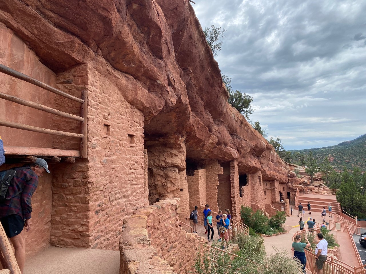 A view of the Manitou Cliff Dwellings