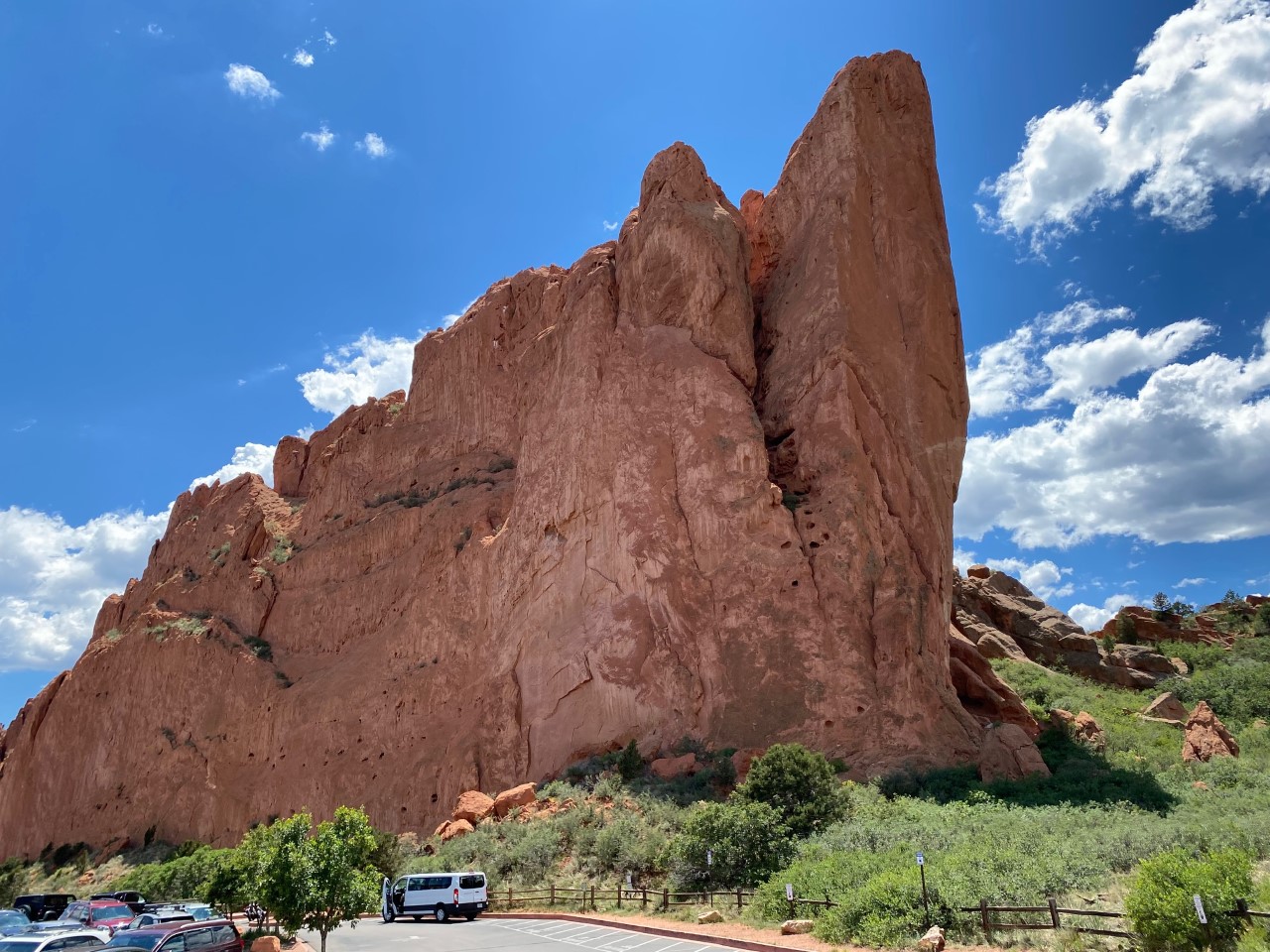 The massive size of the formations can be appreciated from the parking lot.