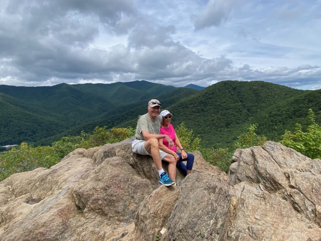 The Mixa’s made it to the very top of Lookout Mountain.