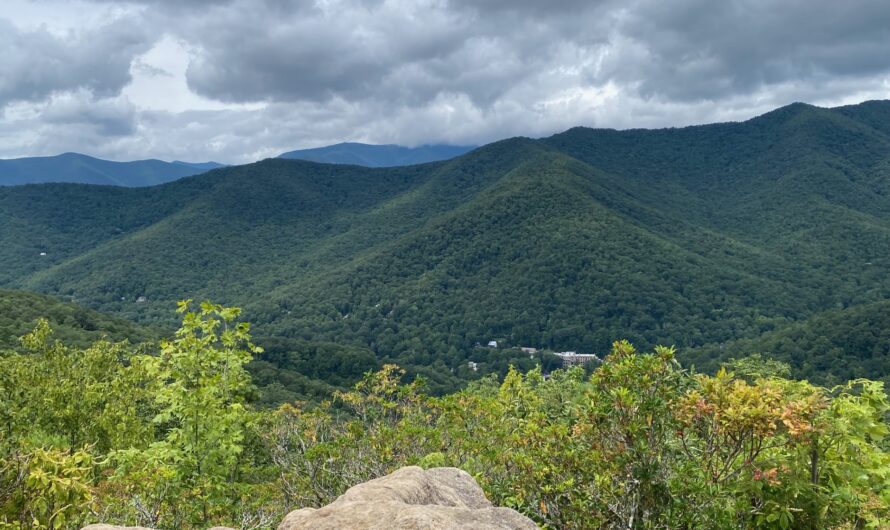 Hiking to the Top of Lookout Mountain, Montreat, NC